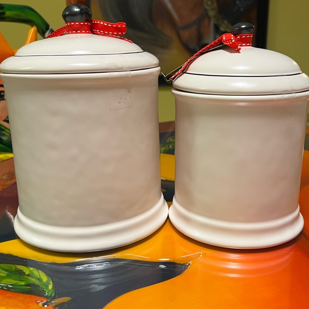 Set of two new Rae Dunn canisters - Picture 7 of 8